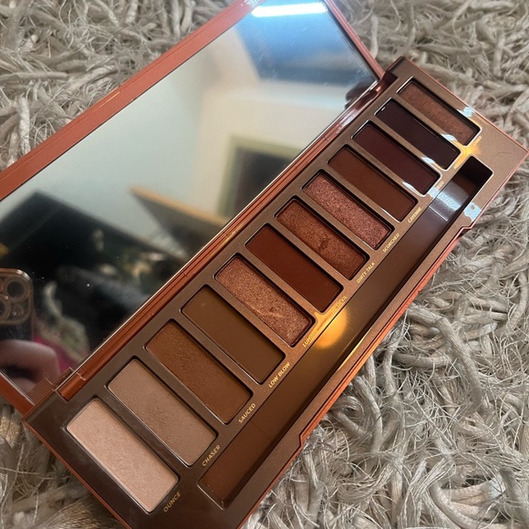 Urban Decay Naked Heat Palette - Picture 1 of 3
